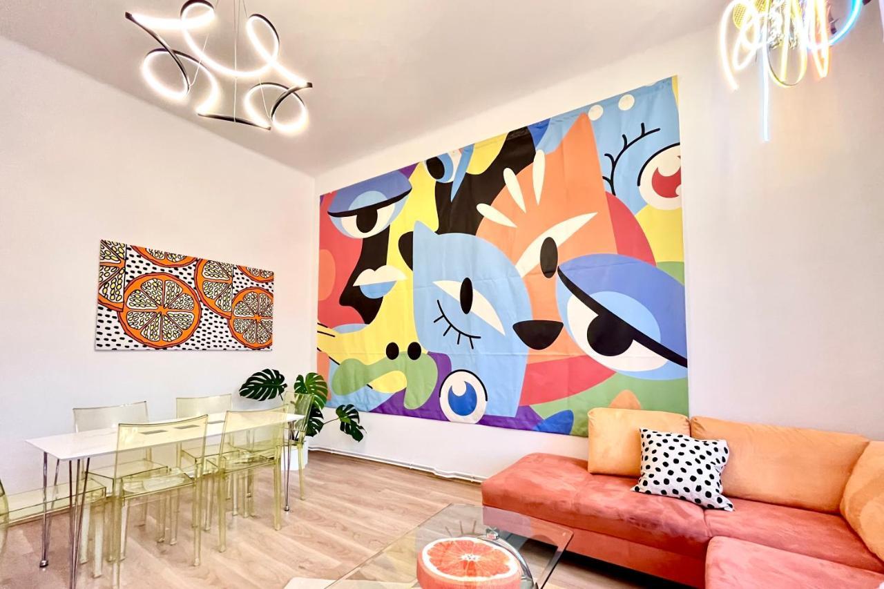 Sunny City - Apartment In Spa Zone With Private Garage カルロヴィ・ヴァリ エクステリア 写真