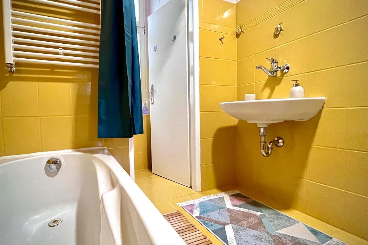 Sunny City - Apartment In Spa Zone With Private Garage カルロヴィ・ヴァリ エクステリア 写真