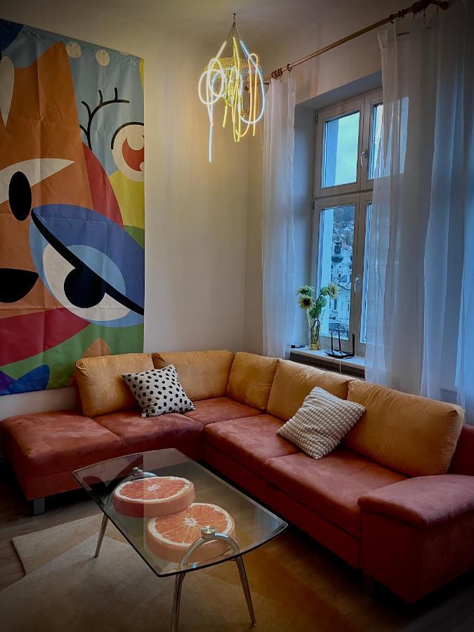 Sunny City - Apartment In Spa Zone With Private Garage カルロヴィ・ヴァリ エクステリア 写真